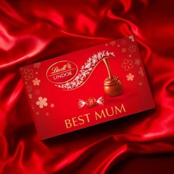 Lindt  Chocolates Gift Box - 926g (40-Piece Set) - Assorted Chocolate Bars & Truffles, Lindor Chocolate Hamper, Ideal Gift Box for Friends and Family, Boyfriends or Girlfriends